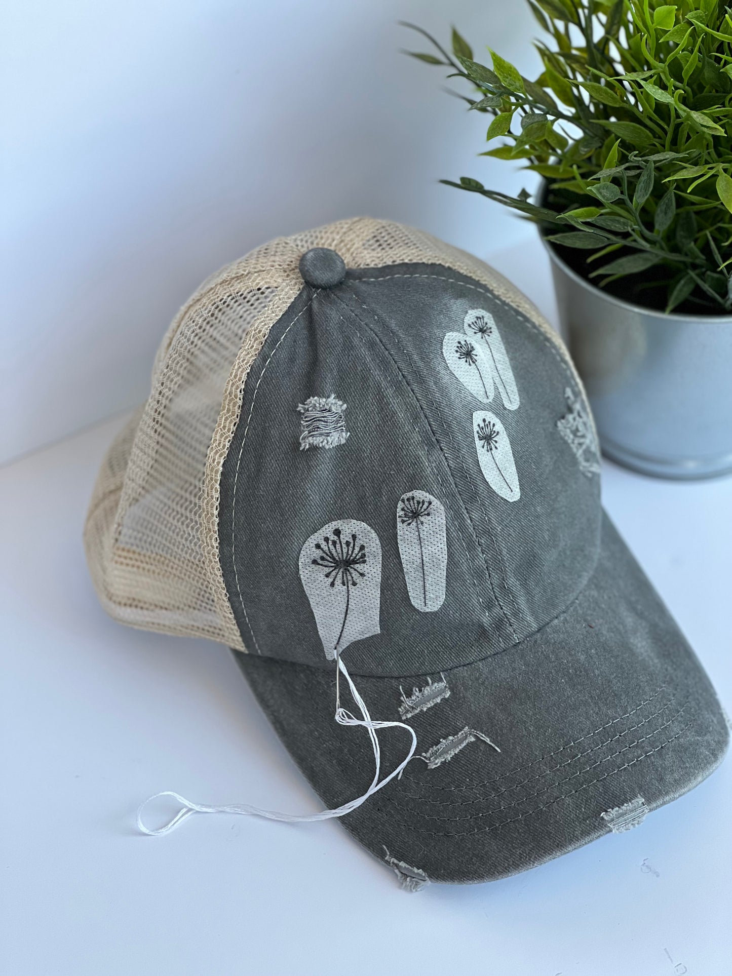 Criss Cross Hat Embroidery Kit DIY