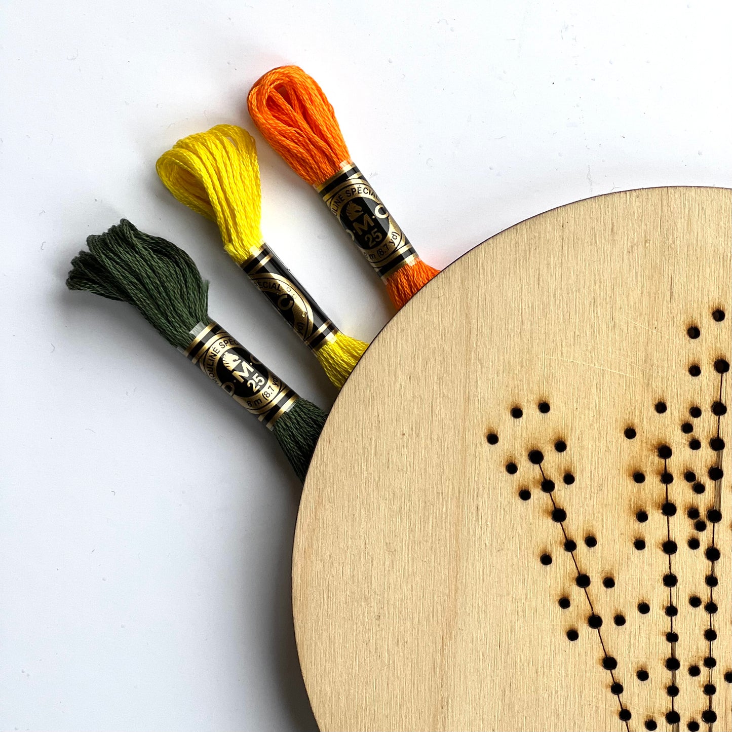 Lavender Embroidery Board DIY